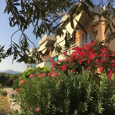 Apartman Galini And *