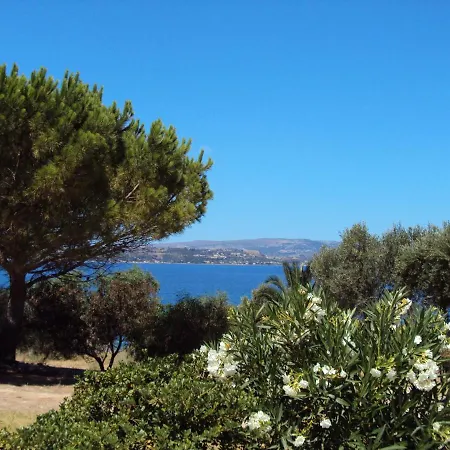 Apartman Galini And *