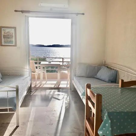 Apartmán Galini And *